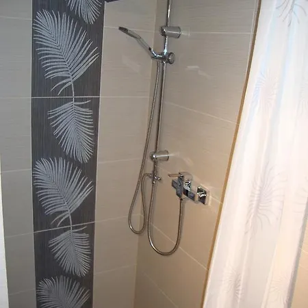 Marinel Homestay szállás *